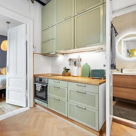 Authentic Apartment *